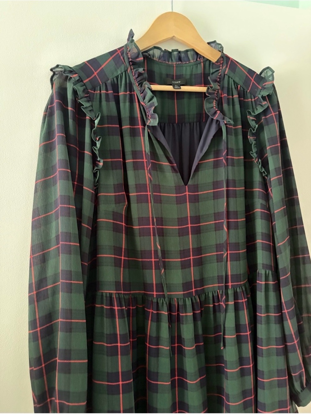 J. Crew XL Black Red + Green Tie Neck Tartan Plaid Holiday Ruffle Dress - Picture 6 of 14
